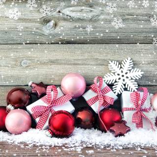 Grey and pink Christmas tree wallpaper