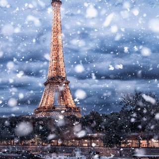 Eiffel Tower winter wallpaper