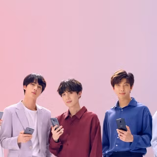 1366x768 BTS logo wallpaper