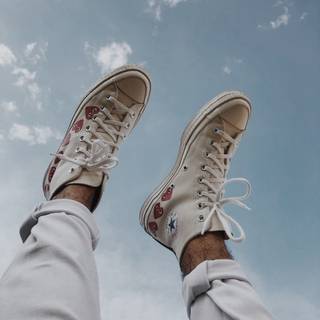Aesthetic shoes wallpaper