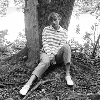 Taylor Swift Evermore wallpaper