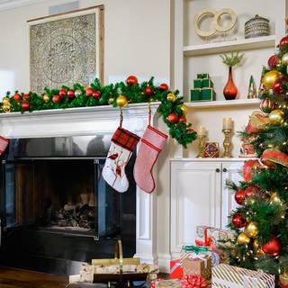 Vintage Christmas fireplace wallpaper