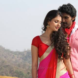 Sigaram Thodu wallpaper