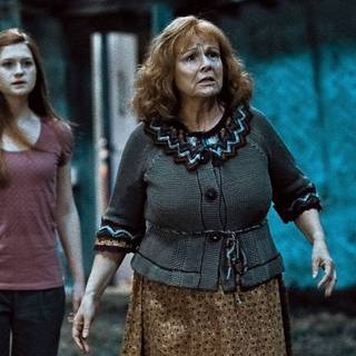 Molly Weasley wallpaper