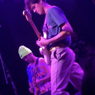 Omar Apollo wallpaper