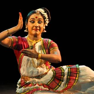 Mohiniyattam wallpaper