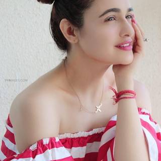 Yuvika Chaudhary wallpaper