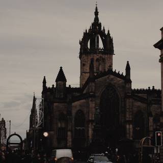 Dark academia aesthetic wallpaper