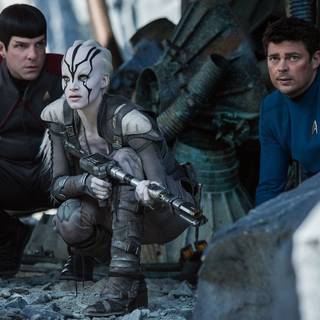 Star Trek guns wallpaper