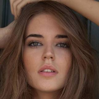 Green eyes women wallpaper