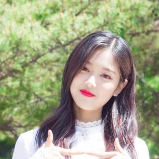 Loona Hyunjin wallpaper