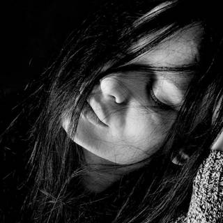 Broken girl wallpaper