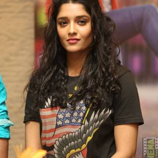 Irudhi Suttru wallpaper