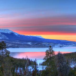 Winter lake sunset wallpaper