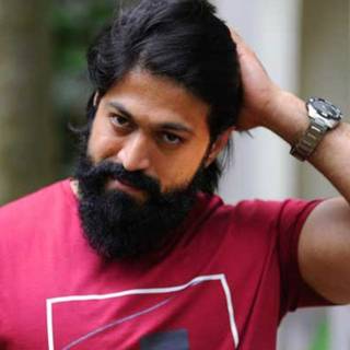 KGF chapter 2 Yash wallpaper