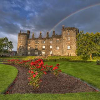 Castle garden wallpaper