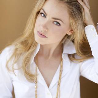 Amanda Schull wallpaper