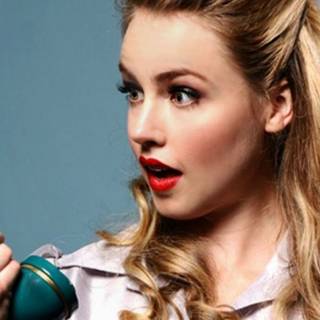 Amanda Schull wallpaper