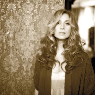 Lara Fabian wallpaper