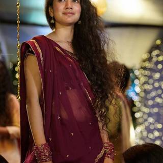 Sai Pallavi full screen wallpaper