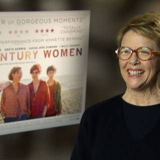 20th Century Women wallpaper