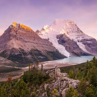 Mount Robson and Berg Lake British Columbia wallpaper