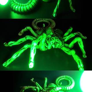 Facehugger wallpaper