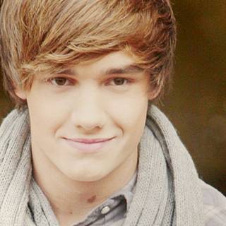 Pretty boy wallpaper