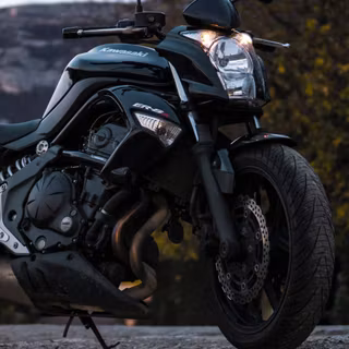 Motorbike for iPhone wallpaper