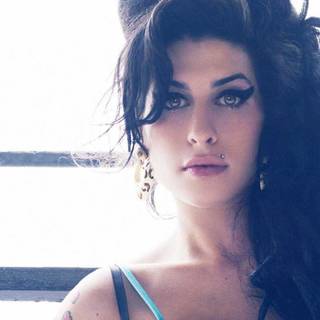 Amy Winehouse computer wallpaper