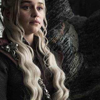 Daenerys Targaryen iPhone wallpaper