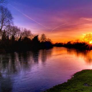 Lakeside sunset wallpaper