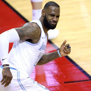 Lebron James Lakers 2021 wallpaper