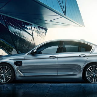 BMW Series 5 2021 wallpaper