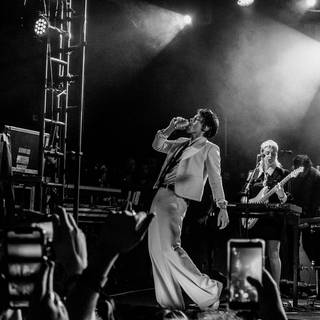 Harry Styles computer black wallpaper