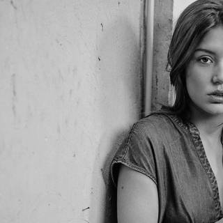 Adèle Exarchopoulos wallpaper