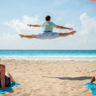 Barb and Star Go to Vista Del Mar wallpaper