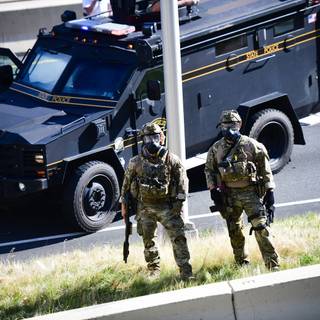 SWAT Gear wallpaper