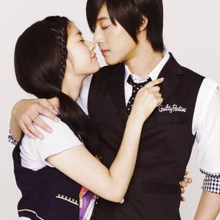 Playful Kiss wallpaper