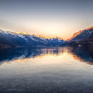 Lake Brienz Switzerland wallpaper