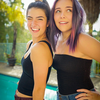 Kouvr Annon wallpaper