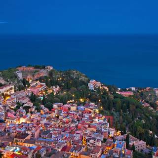 Taormina wallpaper