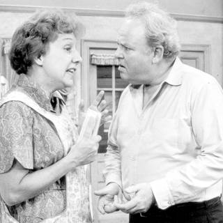 Jean Stapleton wallpaper