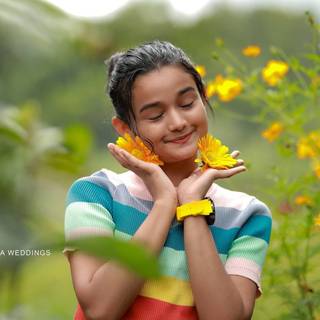 Meenakshi Anoop wallpaper