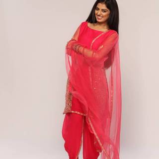 Roshni Sahota wallpaper