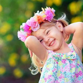 Quite small girl wallpaper