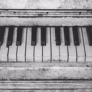 Piano keyboard wallpaper
