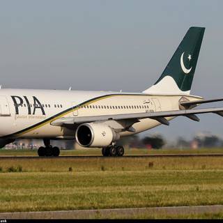 Pakistan International Airlines wallpaper