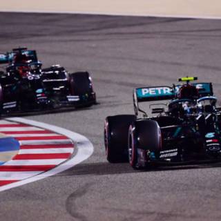 2021 Mercedes F1 wallpaper