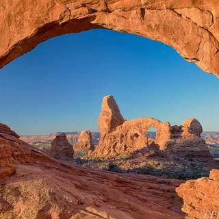 Navajo Arch Utah wallpaper